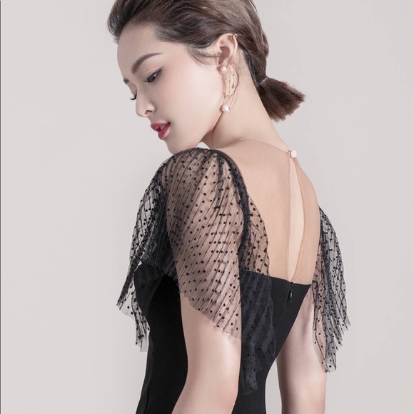 Elpis Black Dress - Picture 1 of 5
